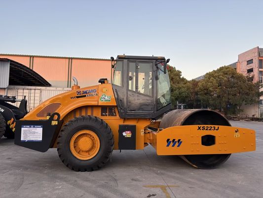 ব্যবহৃত এক্সসিএমজি এক্সএস২২৩জে সিঙ্গল ড্রাম কম্প্যাক্টর সহজ অপারেশন এবং ভাল অবস্থা