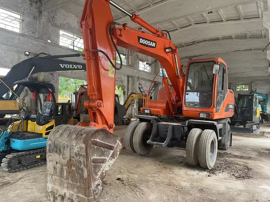 স্মার্ট কন্ট্রোল ব্যবহৃত খননকারী DH150W-7 Doosan চাকা খননকারী 2012 বছর