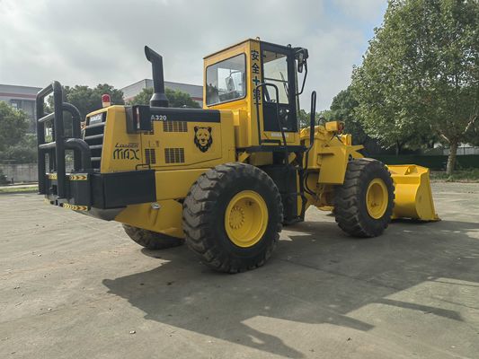 মূল জাপান ব্যবহৃত চাকা লোডার Komatsu WA320-3 ব্যবহৃত সামনের লোডার