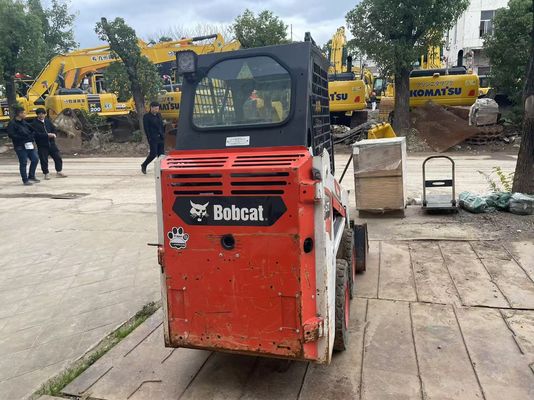 মূল রঙ ব্যবহৃত Bodcat S70 স্কিড স্টিয়ার লোডার জ্বালানী দক্ষতা স্থিতিশীল অপারেশন