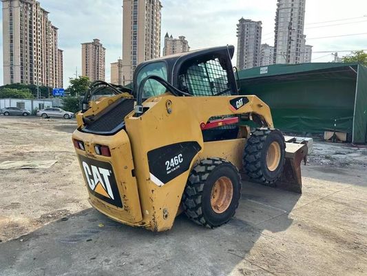 CAT 246C মূল রঙ ব্যবহৃত স্কিড স্টিয়ার লোডার নিরাপত্তা এবং সঠিকতা ভাল অবস্থায়