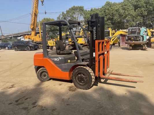 5 টন টয়োটা 7FD50 ব্যবহৃত ফোর্ক ট্রাক সহজ অপারেশন ব্যবহৃত ফোর্ক ট্রাক