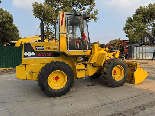 মূল জাপান ব্যবহৃত Komatsu WA100-1 চাকা লোডার বাগানে কাজ