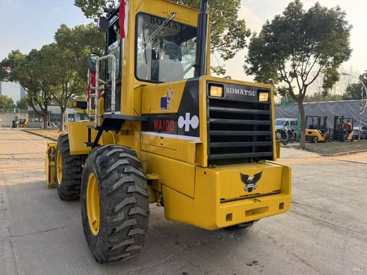 মূল জাপান ব্যবহৃত Komatsu WA100-1 চাকা লোডার বাগানে কাজ