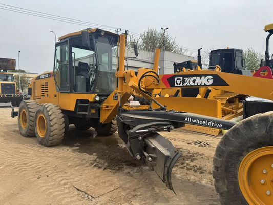 6 ড্রাইভ মোটর গ্রেডার 2023 বছর ব্যবহৃত XCMG GR2153 মোটর গ্রেডার নির্মাণের জন্য জ্বালানী দক্ষতা