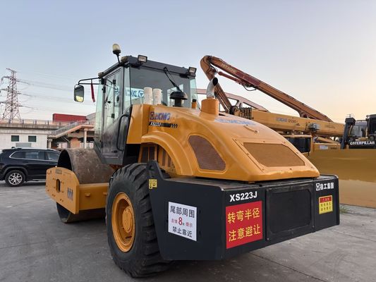 ব্যবহৃত এক্সসিএমজি এক্সএস২২৩জে সিঙ্গল ড্রাম কম্প্যাক্টর সহজ অপারেশন এবং ভাল অবস্থা